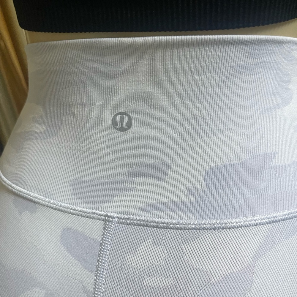 Ivivva Light Gray High-Waisted Leggings
